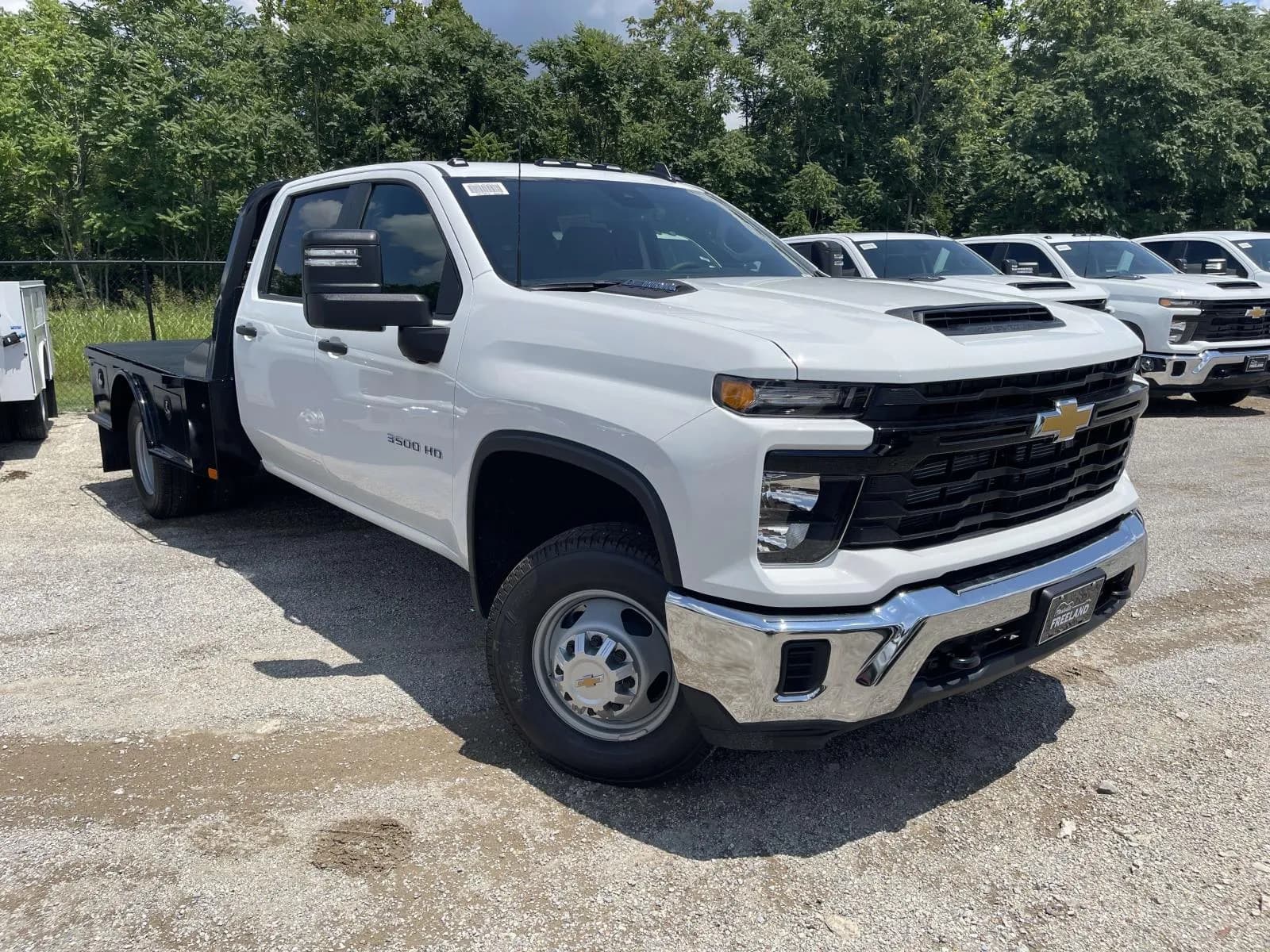 2026 Chevrolet Silverado 3500 Crew Cab - Chassis