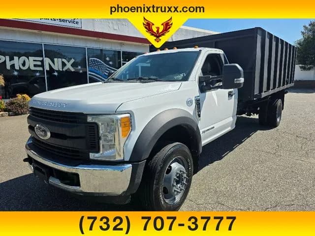 2017 Ford F-550 Super Duty XLT 2dr - Chassis