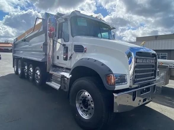 2026 Mack GRANITE 124FR - Dump