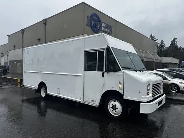 2017 Freightliner MT45