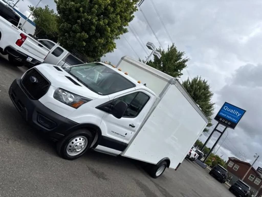 2023 Ford Transit Cutaway - Box