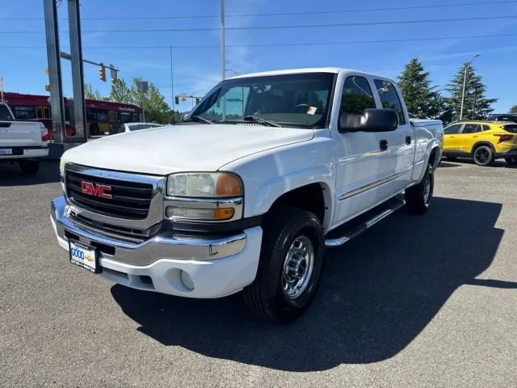 2004 GMC Sierra 2500 HD - Pickup