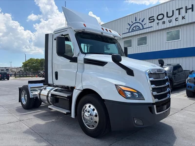 2022 Freightliner Cascadia