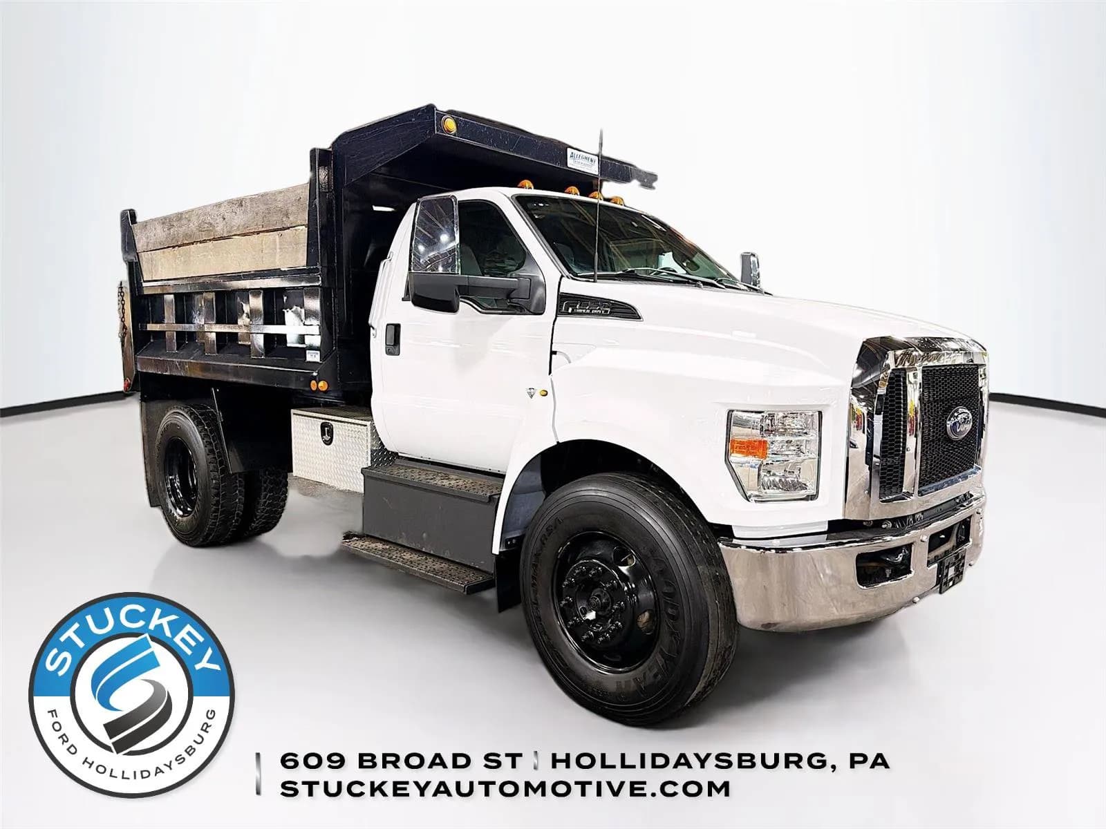2022 Ford F-650 Straight Frame Gas - Chassis