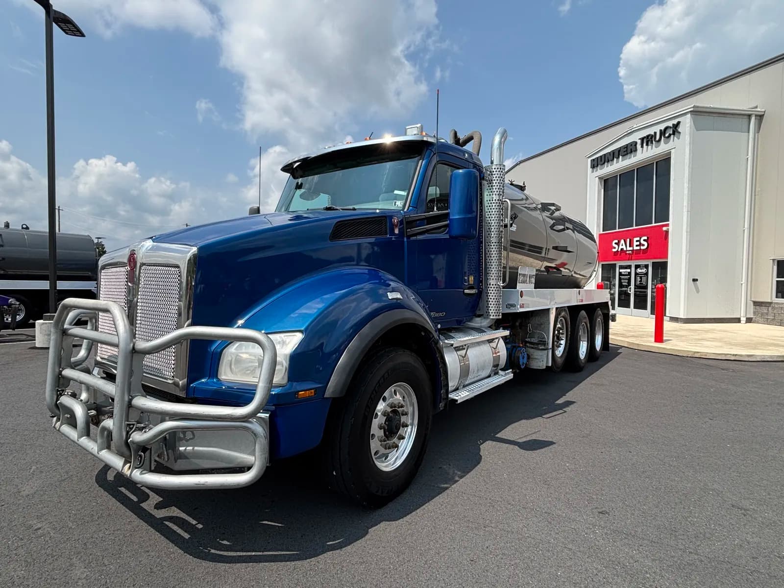2019 KENWORTH T880