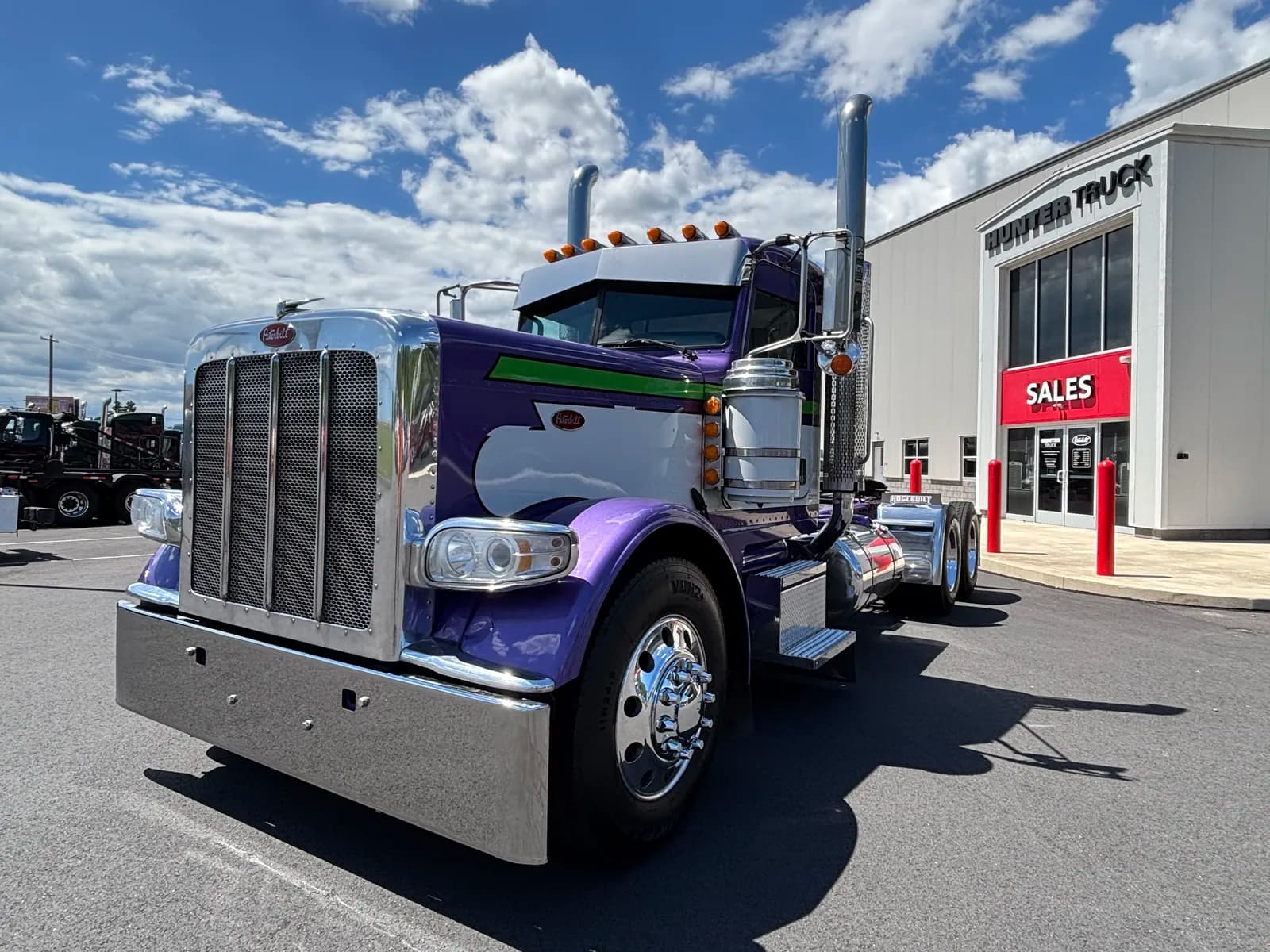 2022 PETERBILT 389