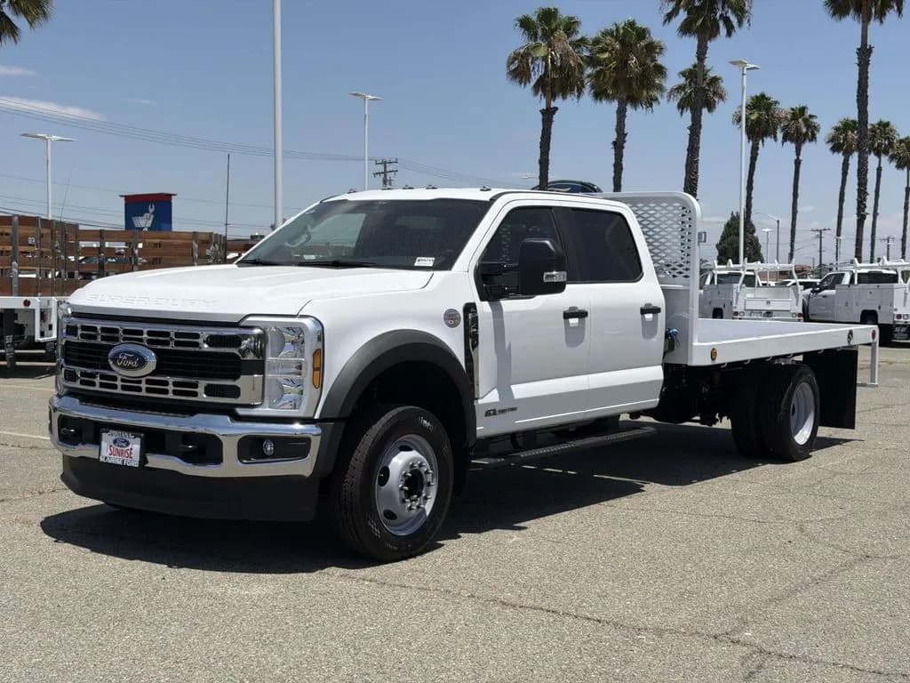 2026 Ford F-450 Crew Cab - Chassis