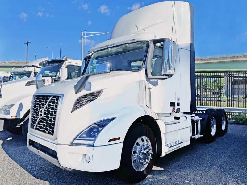 2019 Volvo VNR64T