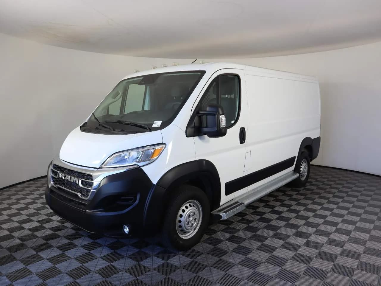 2025 Ram ProMaster - Vans