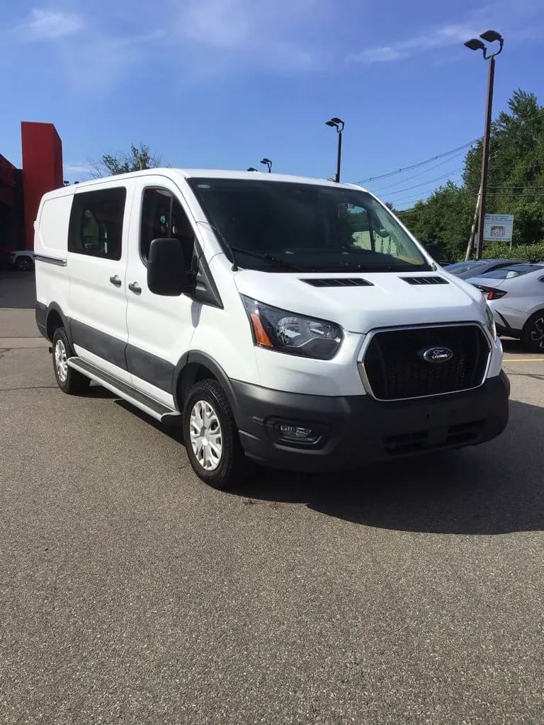 2025 Ford Transit-250 - Vans