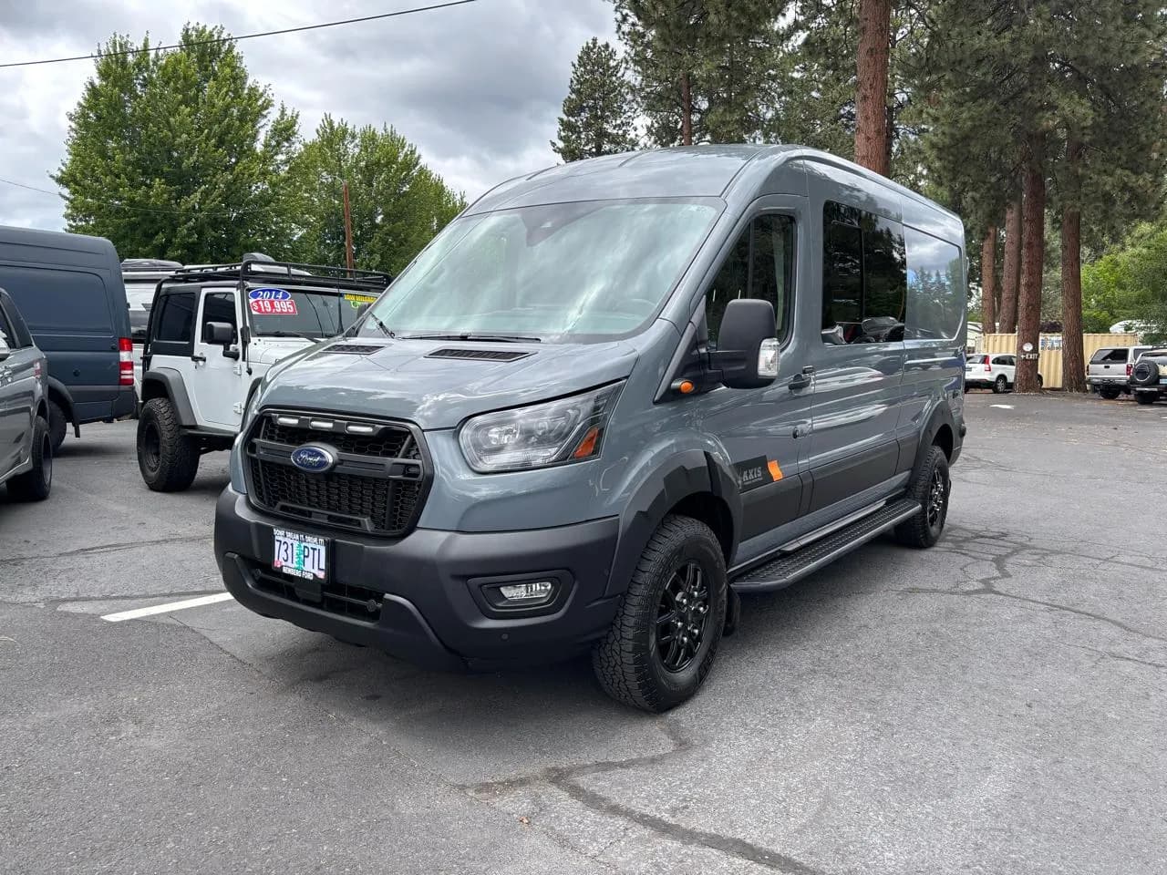 2023 Ford Transit 350 Van Med Roof w/Sliding Pass 148-in WB - Vans