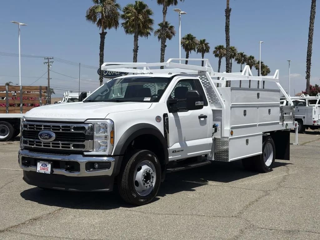 2026 Ford F-450 - Chassis
