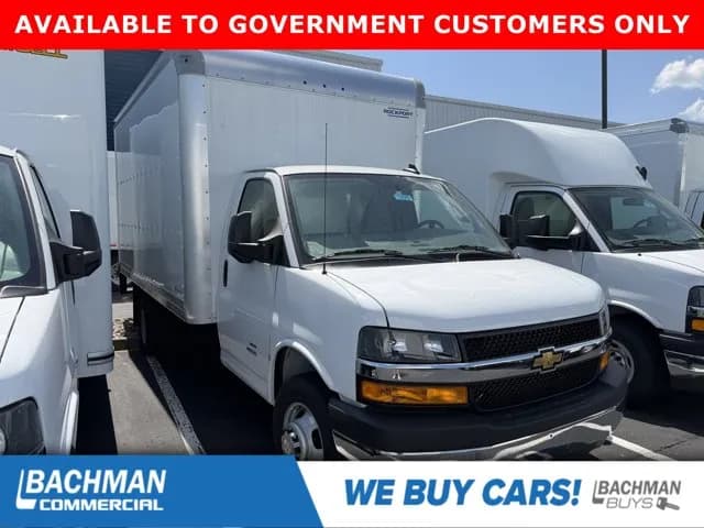 2025 Chevrolet Express 4500 - Box