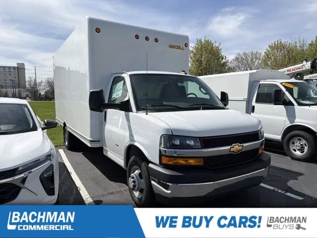 2026 Chevrolet Express 3500 - Box