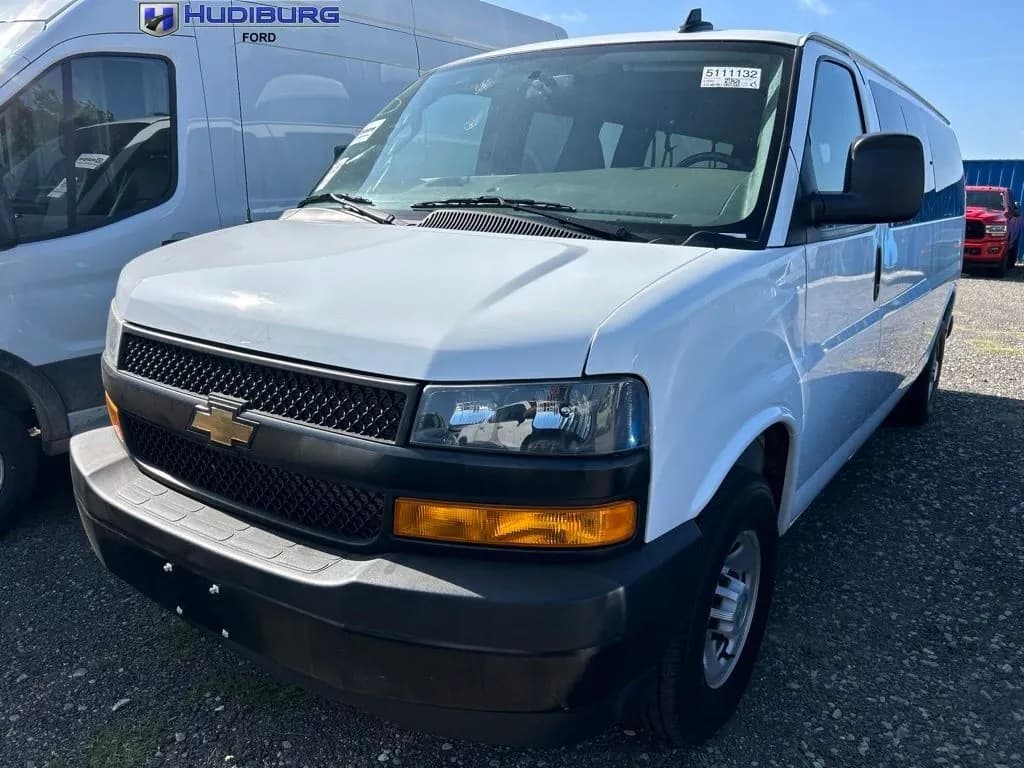2025 Chevrolet Express 3500 - Pickup