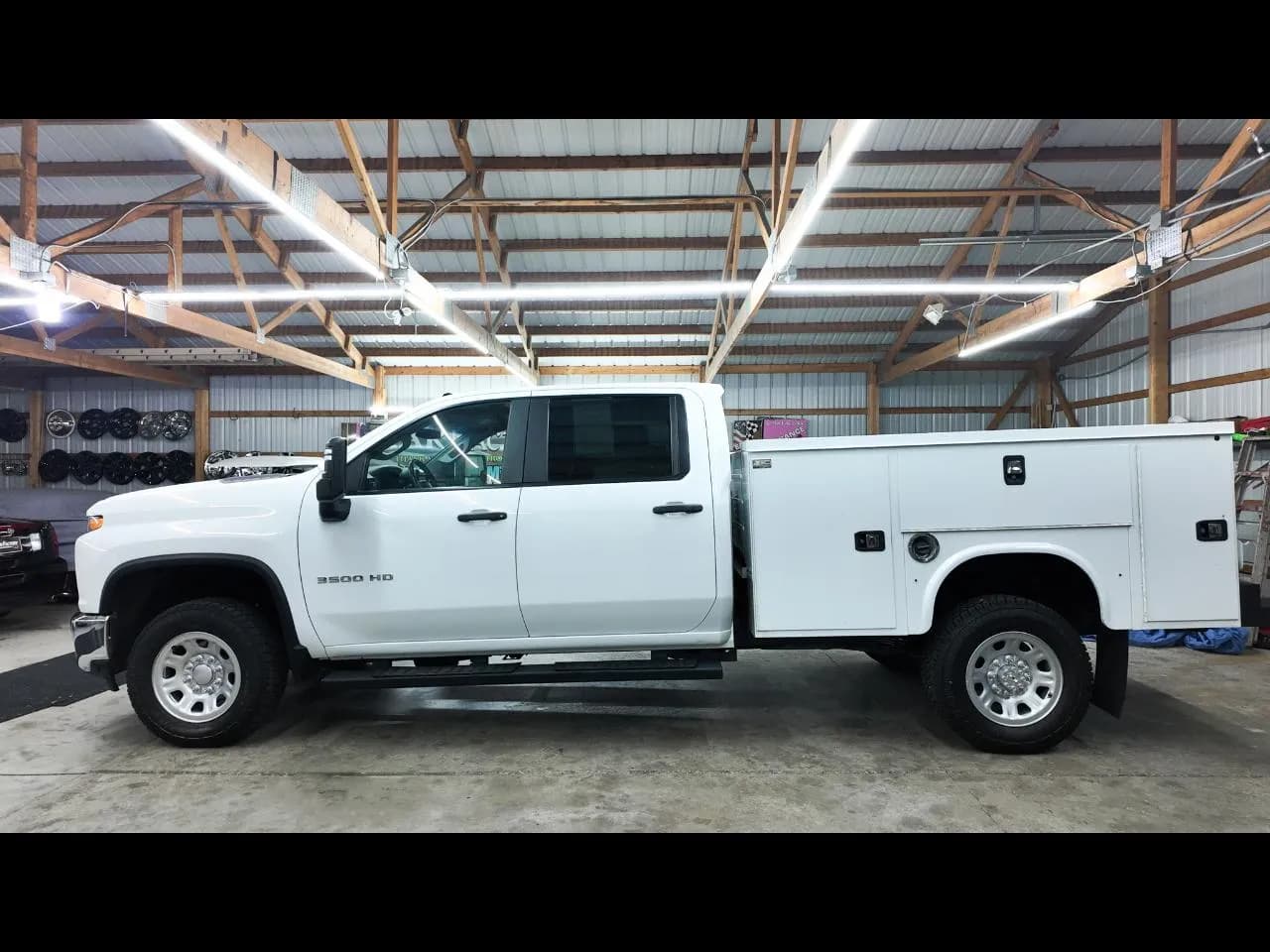 2020 Chevrolet Silverado 3500HD - Service