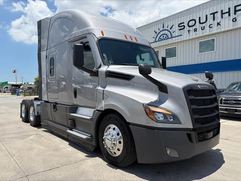 2022 Freightliner Cascadia