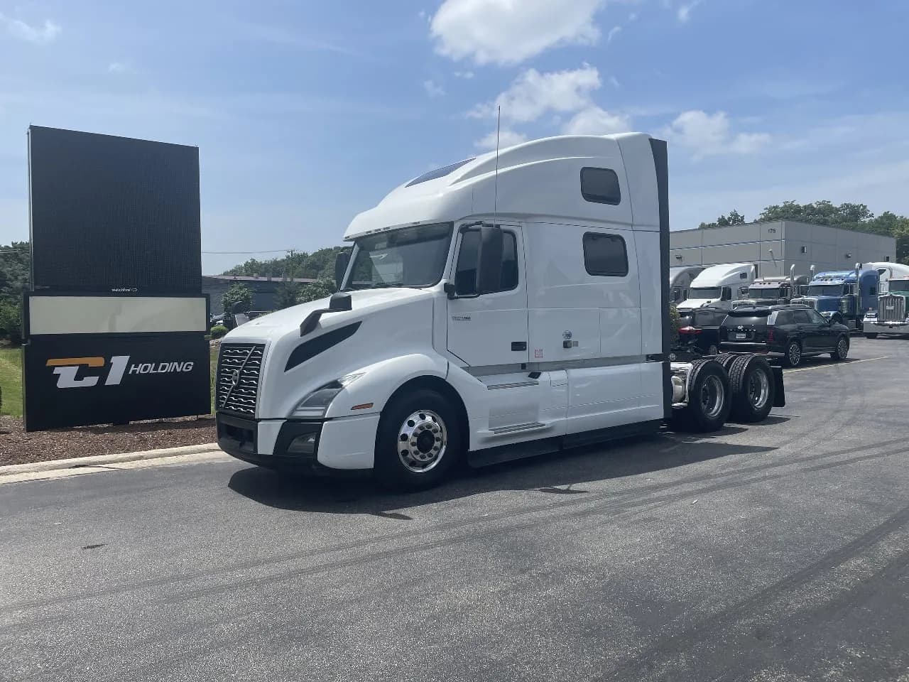 2024 Volvo VNL 860 - Sleeper