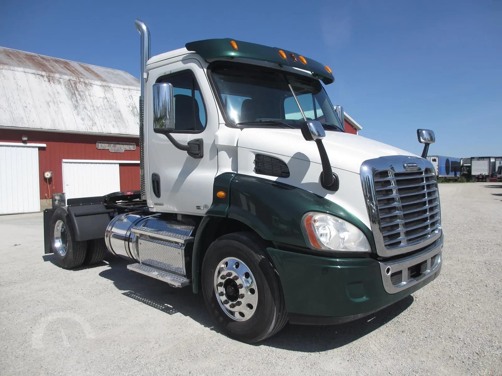 2012 Freightliner Cascadia - Day Cab