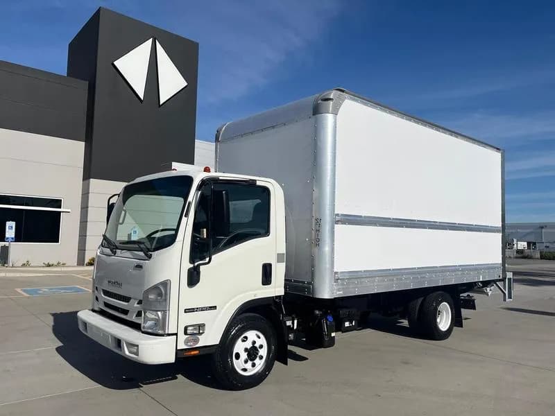 2022 Isuzu NPR - Chassis