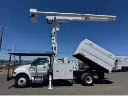 2015 Ford F750 - Bucket