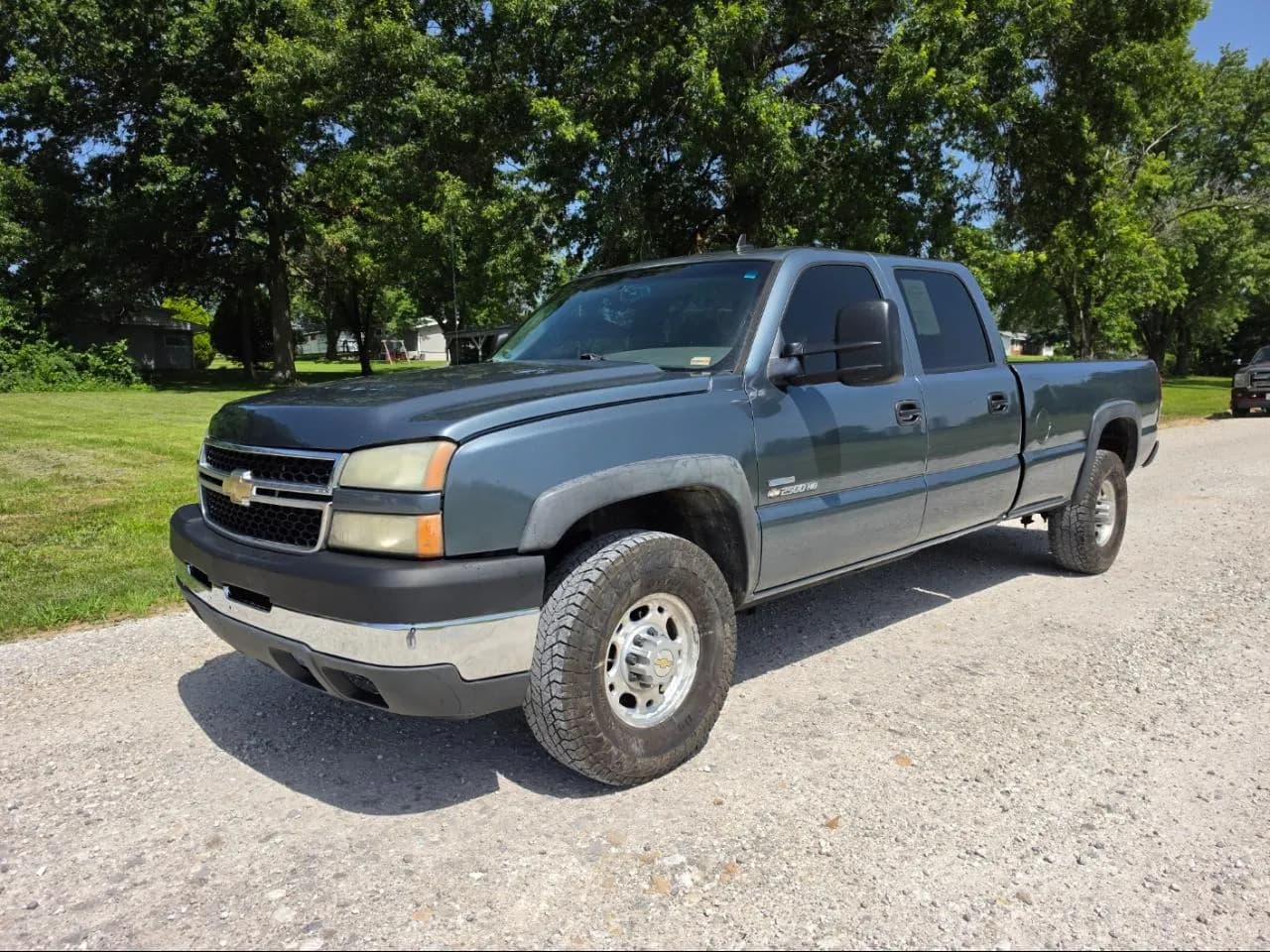 2007 Chevrolet Silverado 2500 LT Crew Cab - Pickup
