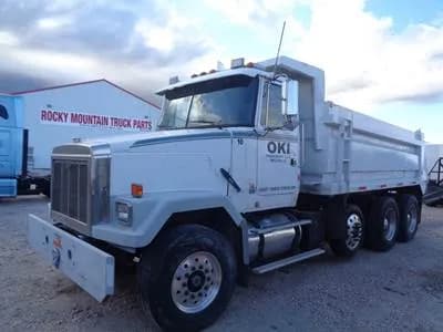 1990 White ACL64 Tri Axle - Dump
