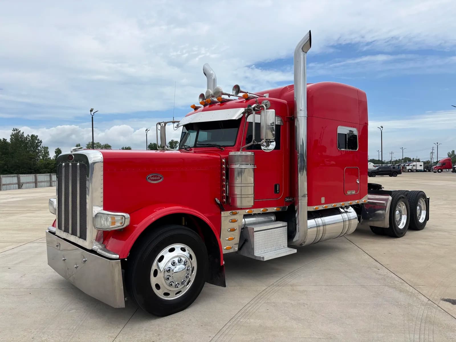 2014 Peterbilt 389 Glider - Glider Kit Trucks