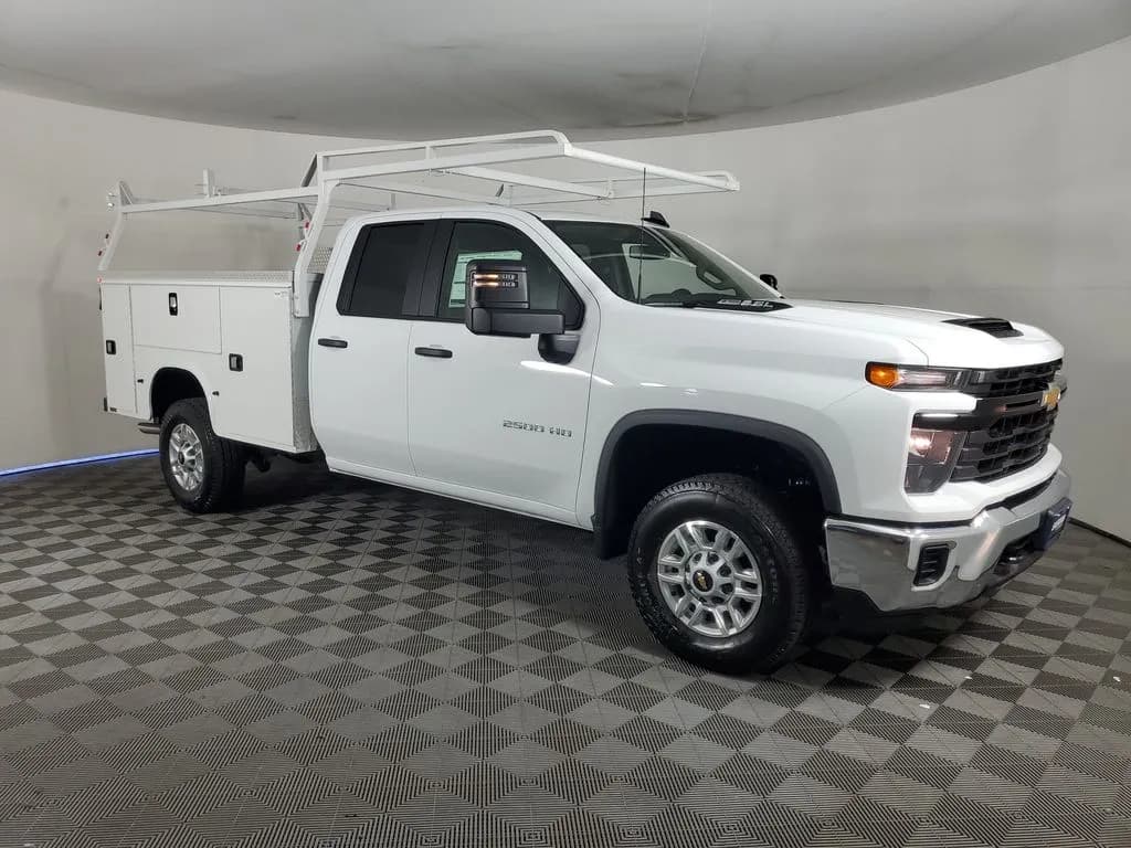 2026 Chevrolet Silverado 2500 - Chassis