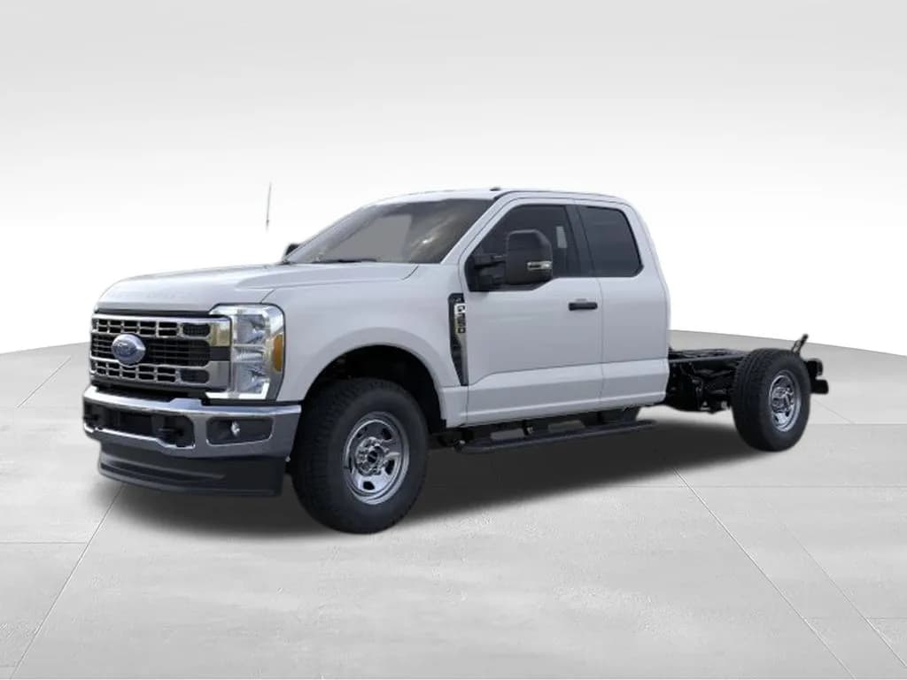 2026 Ford F-350 - Chassis