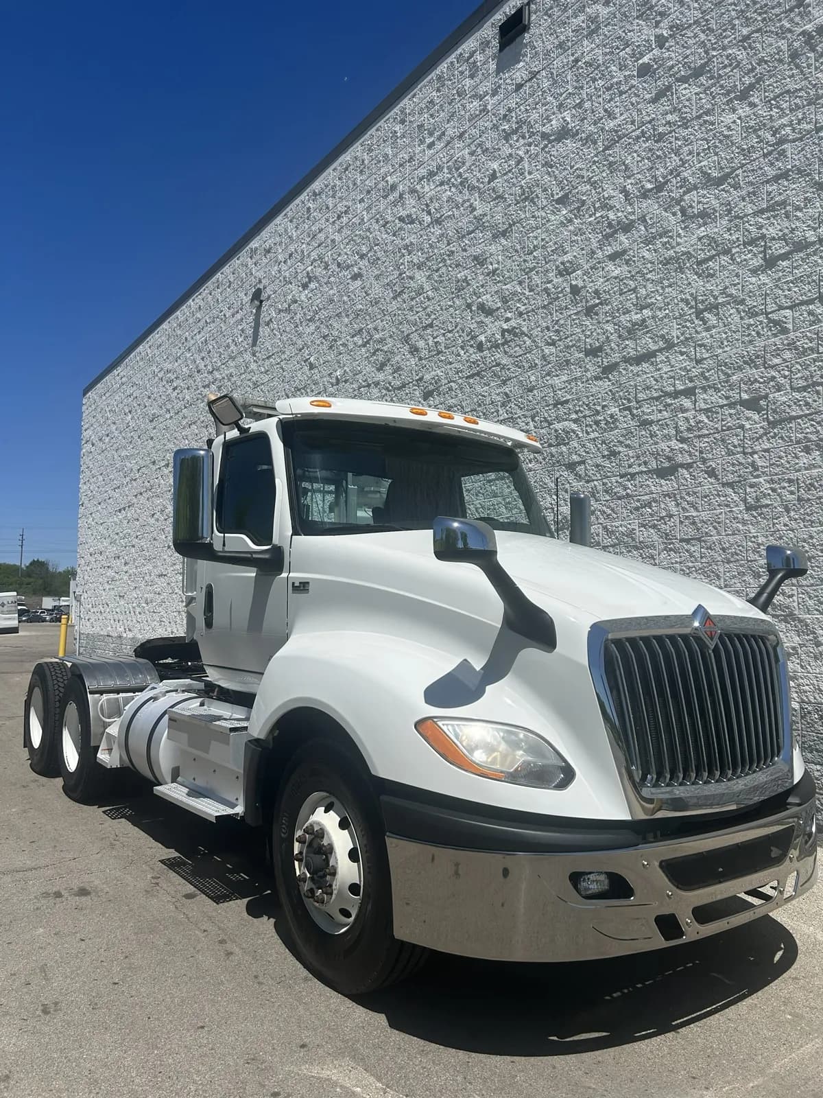 2019 INTERNATIONAL LT625