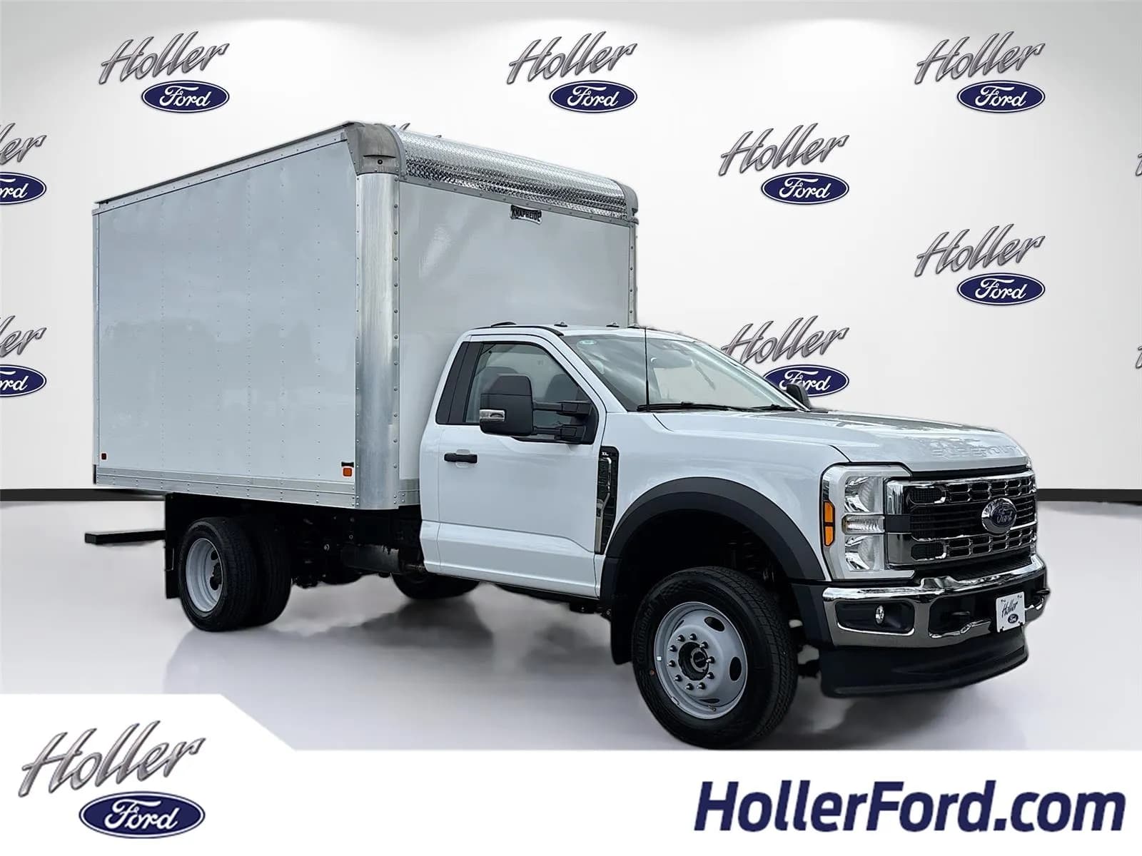 2026 Ford F-450 - Box