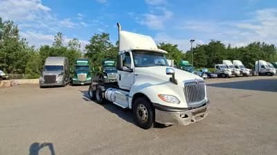 2020 International LT Day Cab Truck - Cummins X15 Automatic - Day Cab