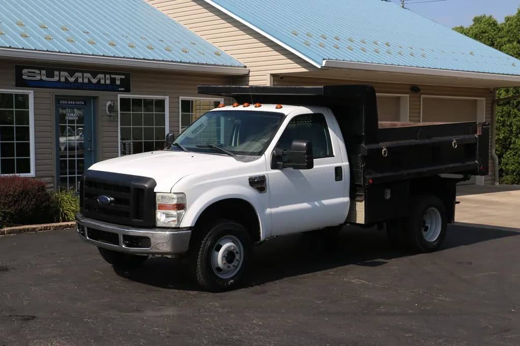 2008 Ford F350 - Dump