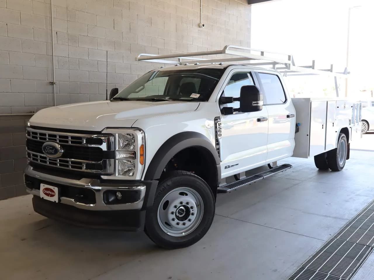 2026 Ford F-550 Super Duty Crew Cab - Chassis
