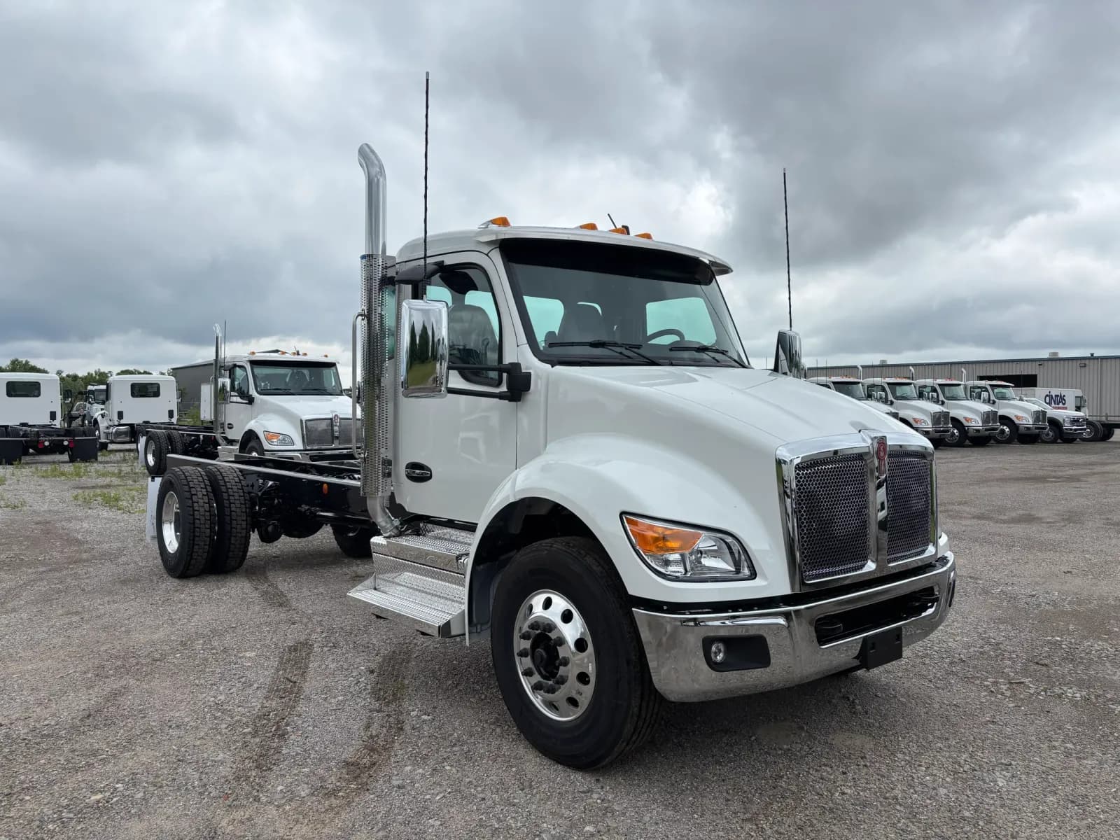 2027 KENWORTH T280