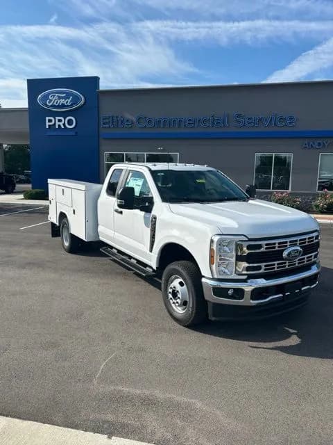 2026 Ford F-350 - Chassis