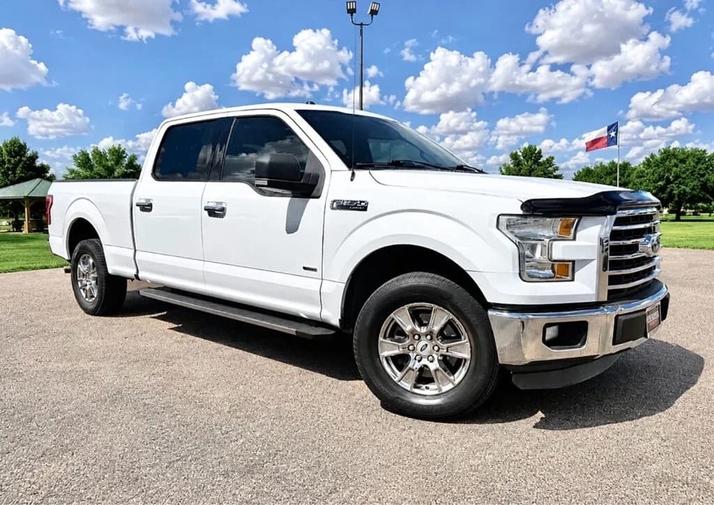 2015 Ford F-150 XLT - Pickup