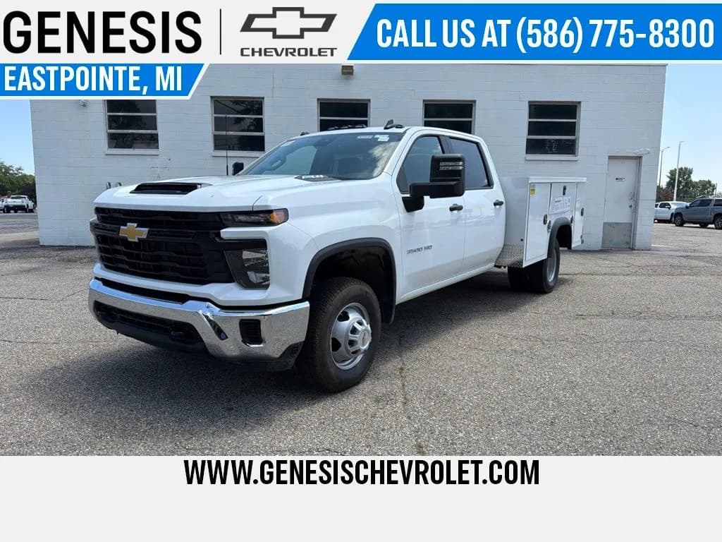 2026 Chevrolet Silverado 3500 Crew Cab - Chassis
