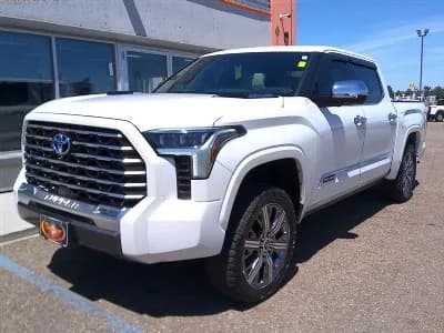 2022 TOYOTA Tundra - Pickup