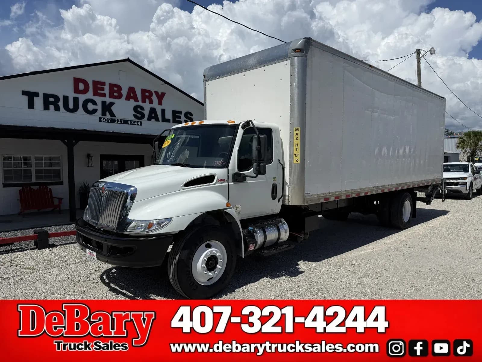 2020 International MV607 - Box