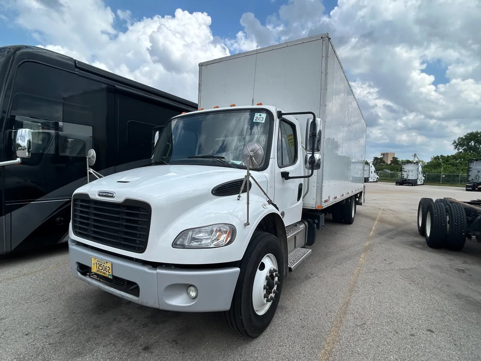 2021 FREIGHTLINER M2