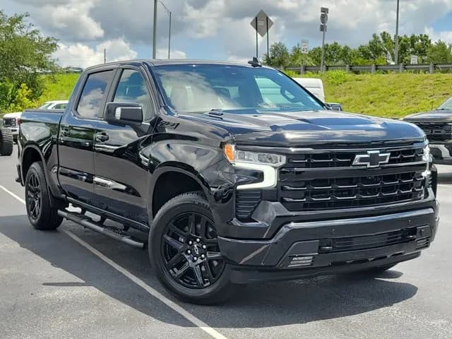 2025 Chevrolet Silverado 1500 Crew Cab - Pickup