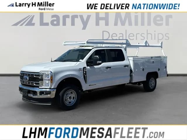 2026 Ford F-350 Crew Cab - Chassis
