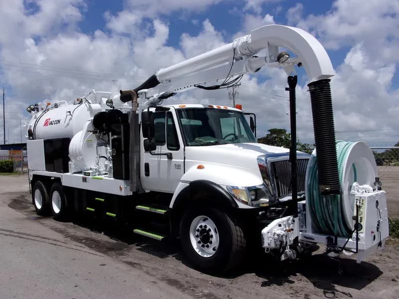 2004 International 7400
