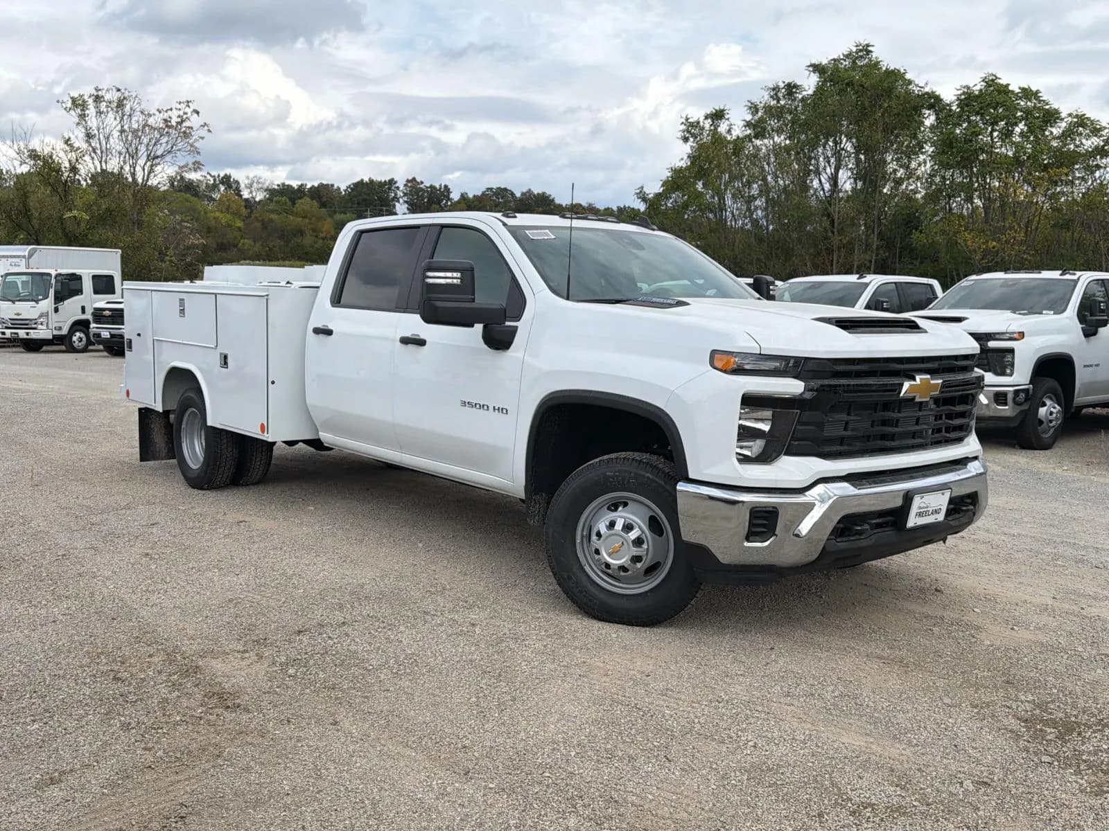 2026 Chevrolet Silverado 3500 Crew Cab - Chassis