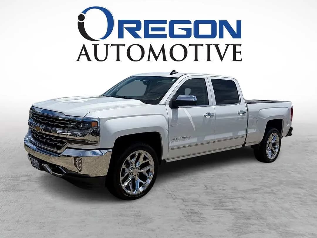 2017 Chevrolet Silverado 1500 Crew - Pickup