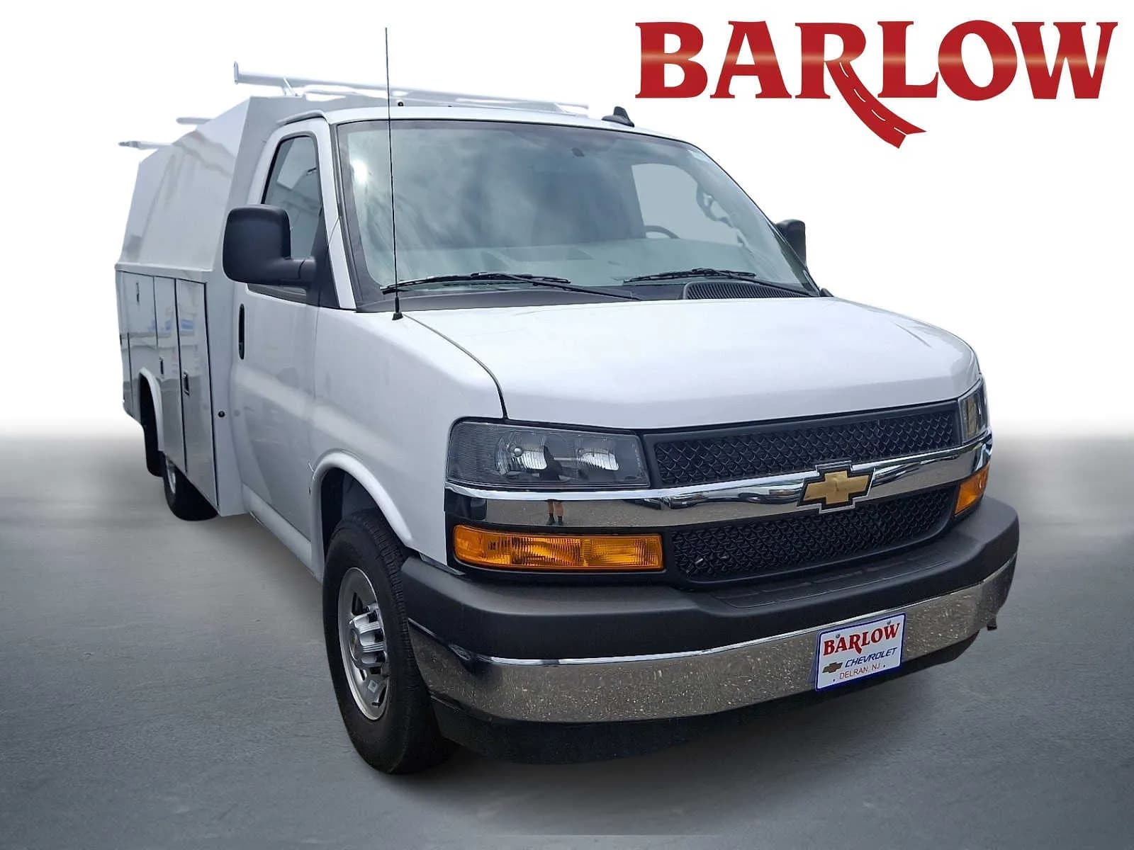 2025 Chevrolet Express 3500 - Service