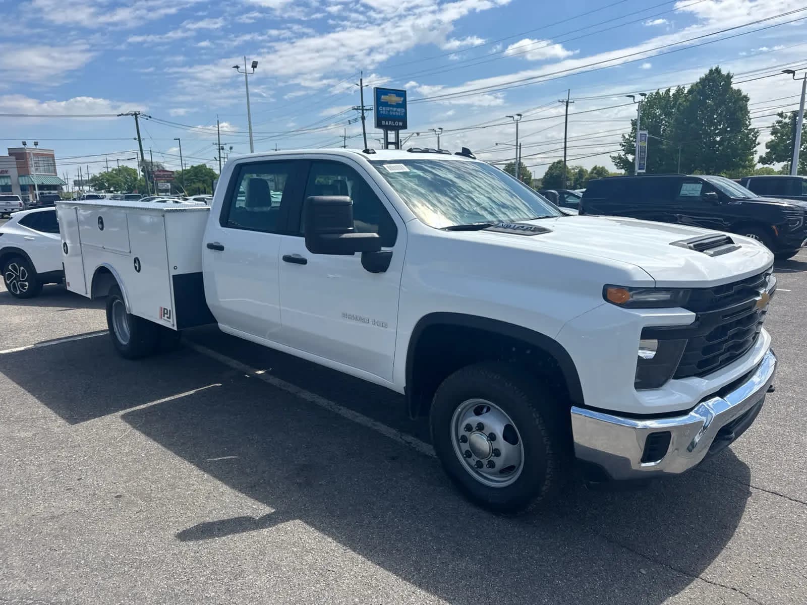 2026 Chevrolet Silverado 3500 Crew Cab - Service