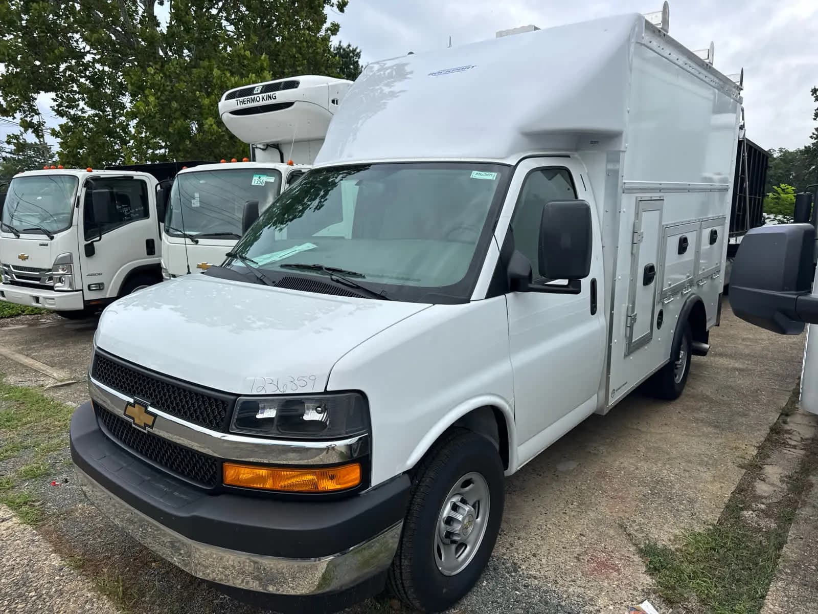 2026 Chevrolet Express 3500 - Box